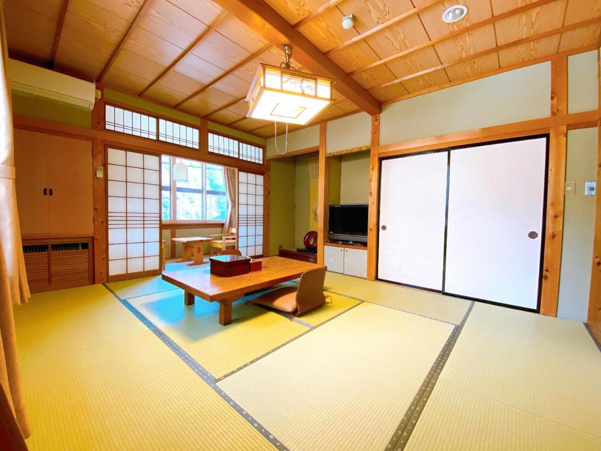 Hakuunsou Hotel ทาคายาม่า ภายนอก รูปภาพ