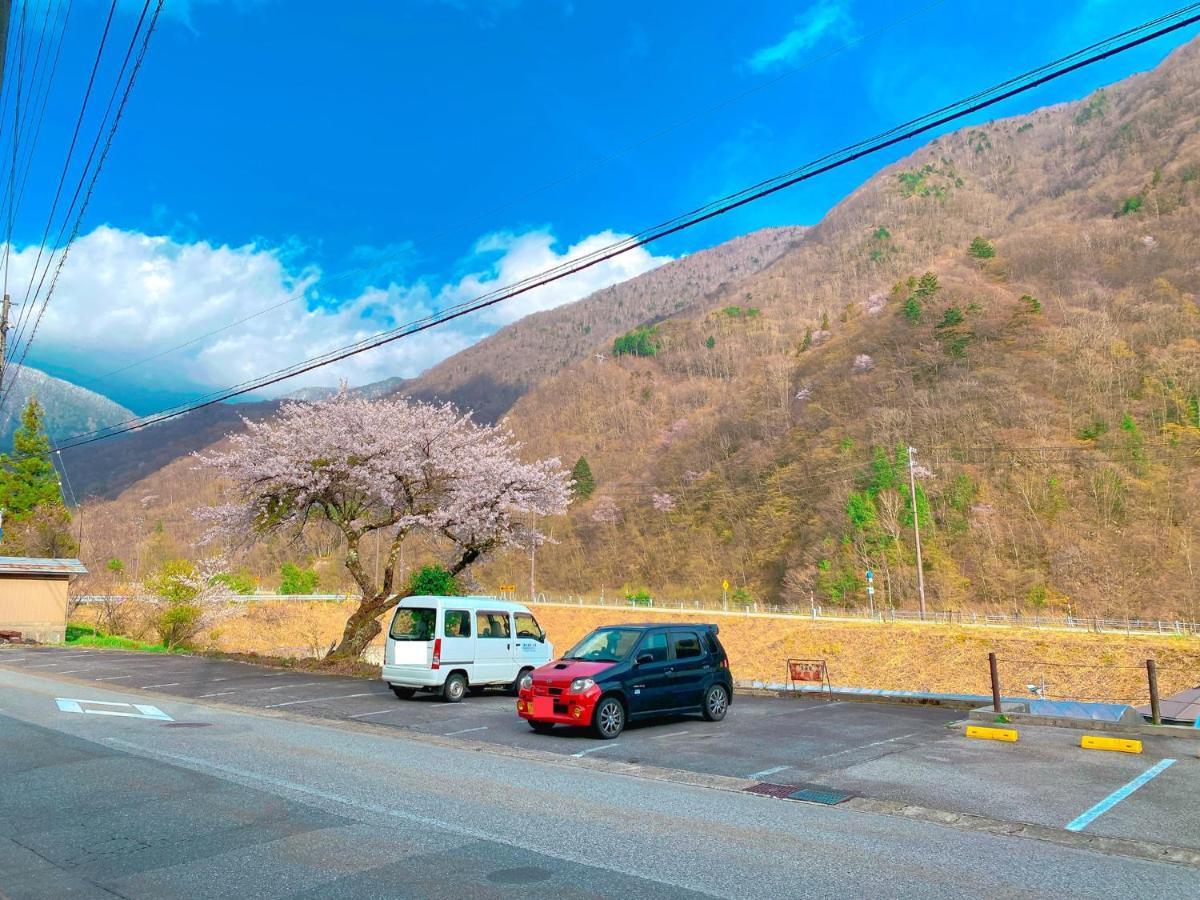Hakuunsou Hotel ทาคายาม่า ภายนอก รูปภาพ