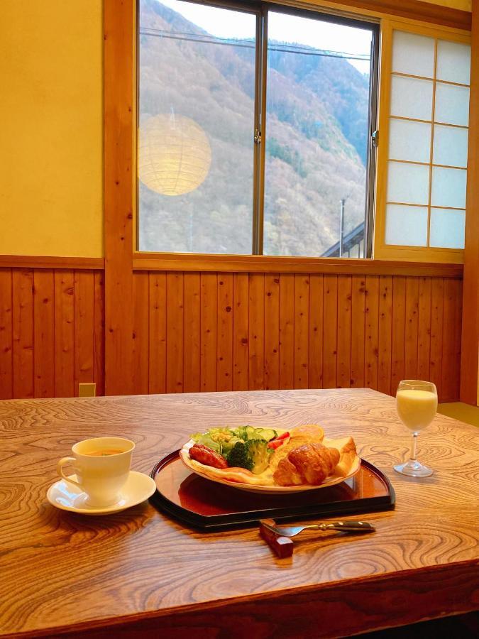 Hakuunsou Hotel ทาคายาม่า ภายนอก รูปภาพ