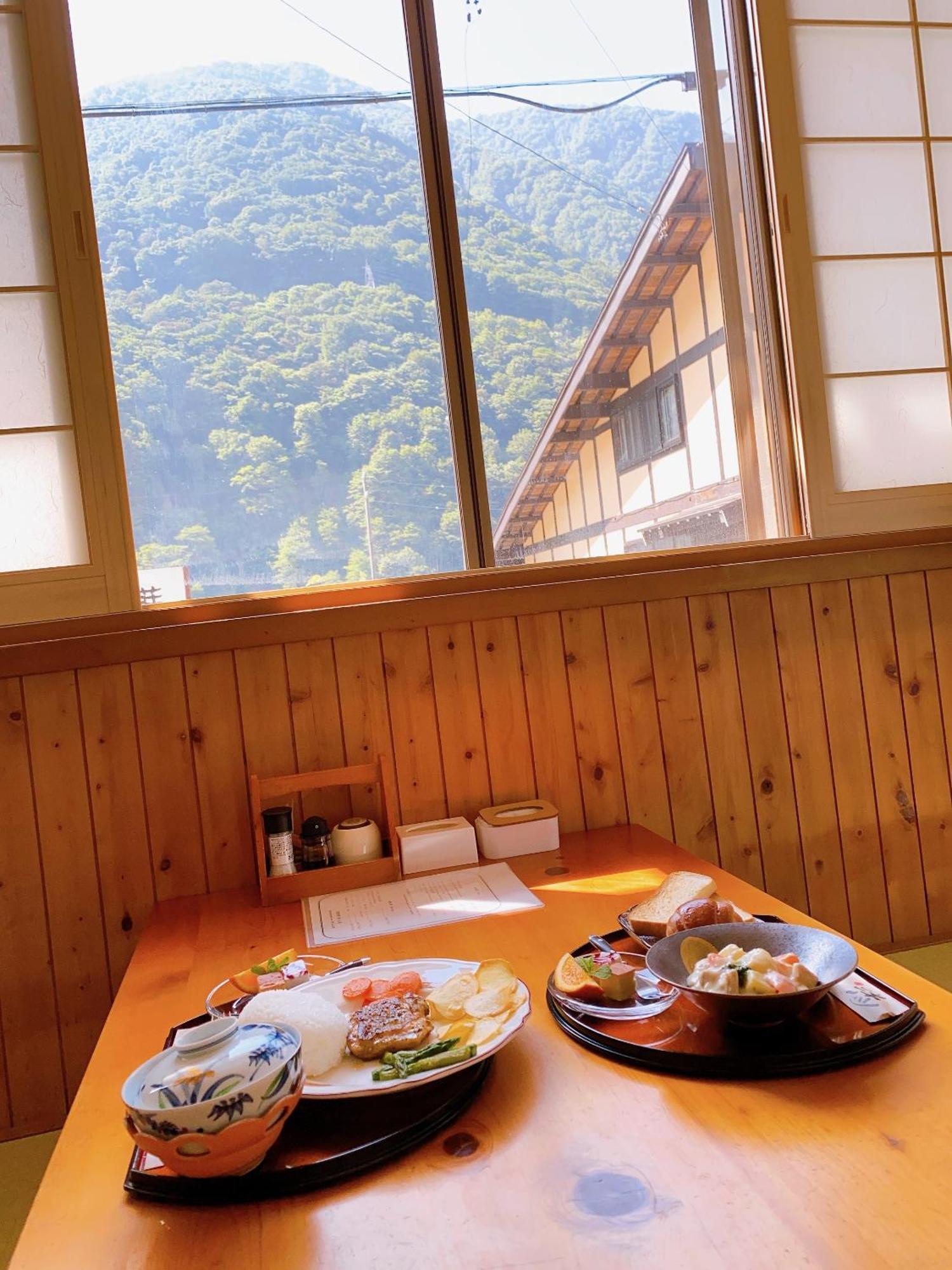 Hakuunsou Hotel ทาคายาม่า ภายนอก รูปภาพ
